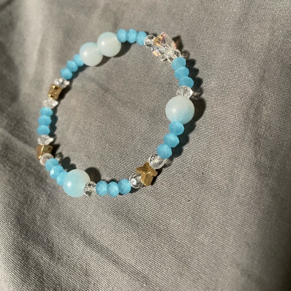 Bracelets - Picture 2 of 4